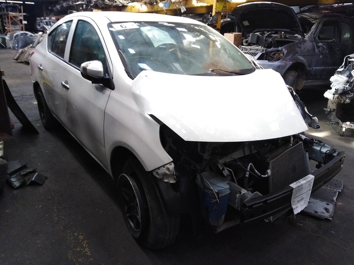  Nissan VERSA 2013    EN DESARME
